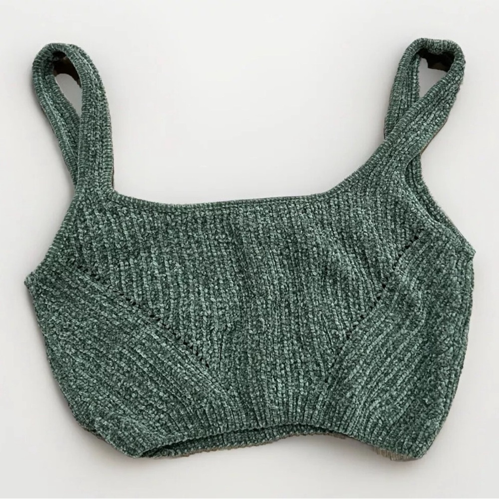 Nikka K Knitted Tank Crop Top Women's Size Small Green Knit Polyester Sleeveless
